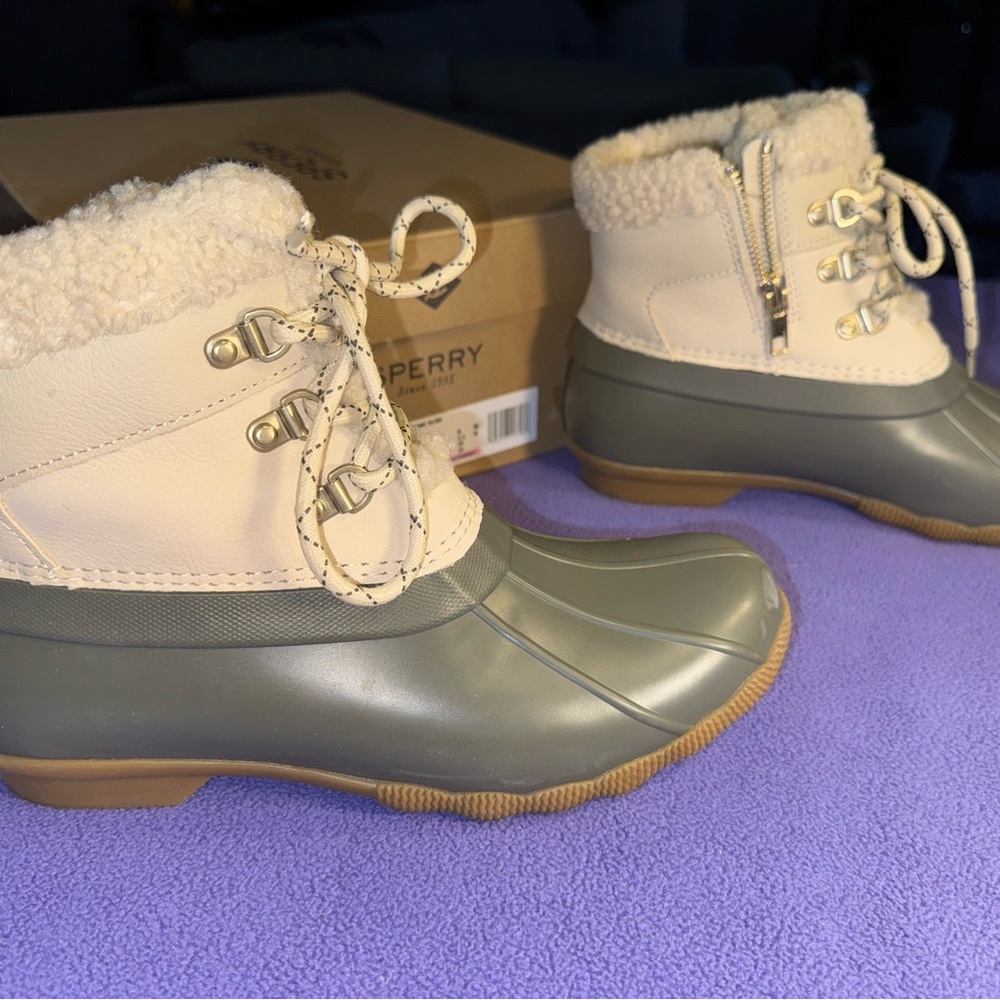Sperry Cream and Gray Duck Boots